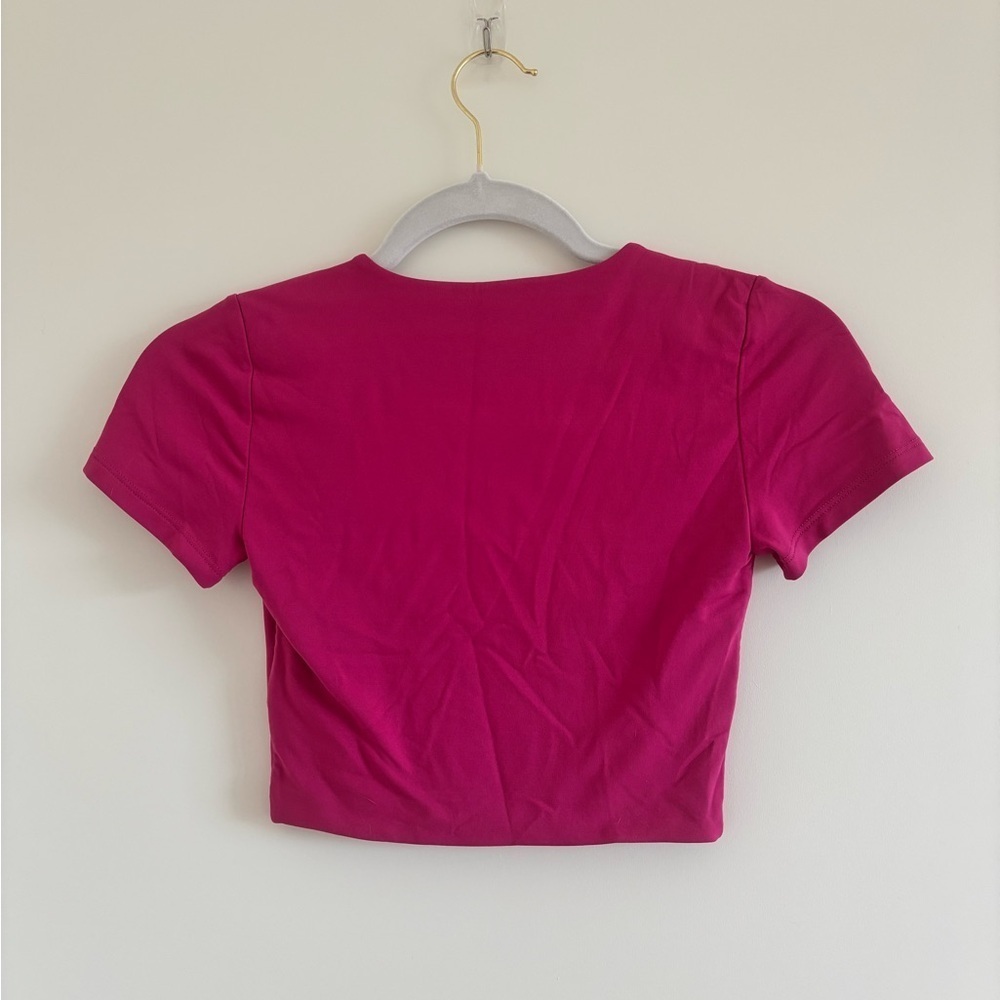 Aritzia Babaton Pink Crop Top - Picture 4 of 4